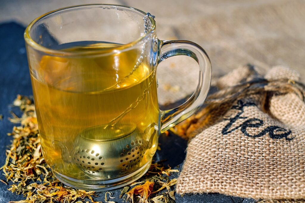 Fasten und Tee trinken